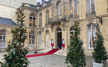  Bayrou à Matignon : la France en quête de sortie du blocage parlementaire 