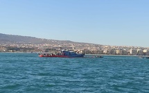 Des unités de la Marine Royale à la rescousse d'un patrouilleur bloqué au large de Nador