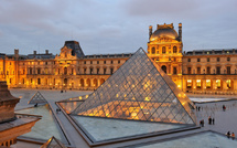 France : le gouvernement tente de sauver la splendeur du musée du Louvre face aux dégradations 