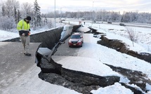 Alerte au tsunami après un séisme au large de l'Alaska