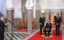Sa Majesté le Roi reçoit le Wali de Bank Al-Maghrib
