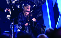 MAGAZINE : Ozzy Osbourne, les ténèbres à bras ouverts